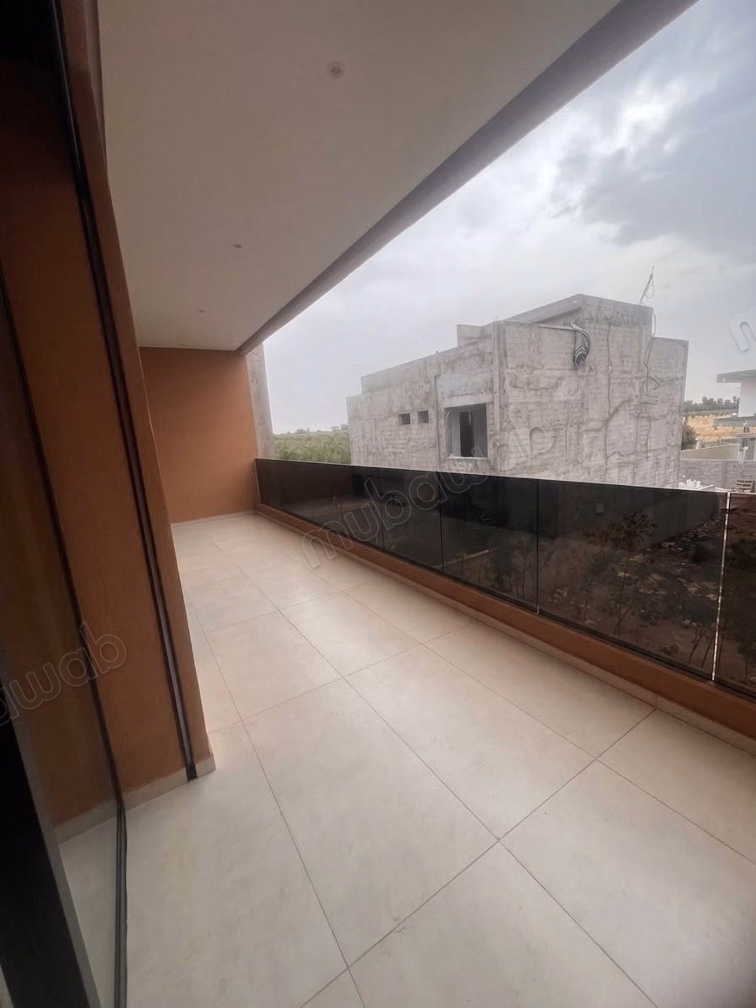 Beautiful villa for sale on Route de Tahanaout. 4 comfortable bedrooms. Pool and concierge service