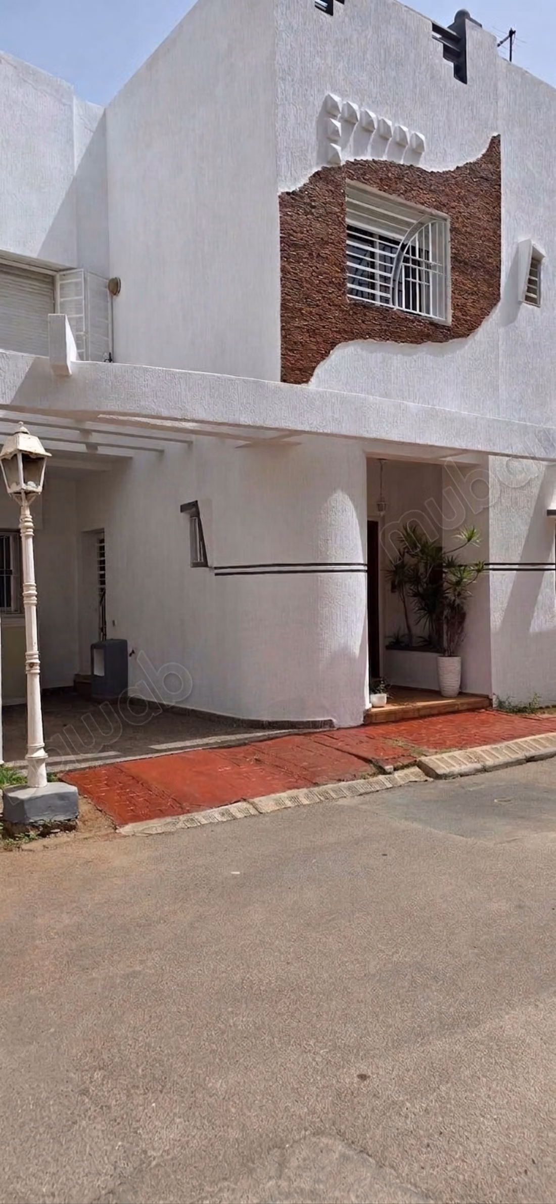 Maison à vendre à hay laymoun / Résidence fermée
