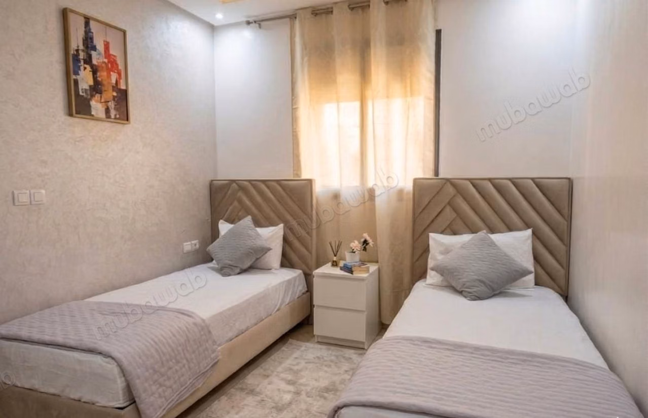 Un magnifique appartement neuf et tout équipé au 1er étage sur la corniche de El Mansouria