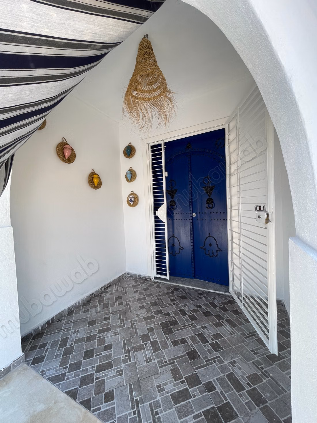 Trouvez votre maison à acheter à Tezdaine.
Superficie 200 m².
Bien meublé