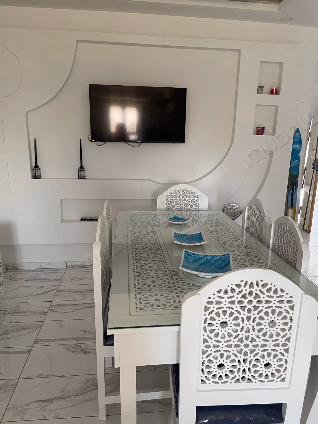 Trouvez votre maison à acheter à Tezdaine.
Superficie 200 m².
Bien meublé