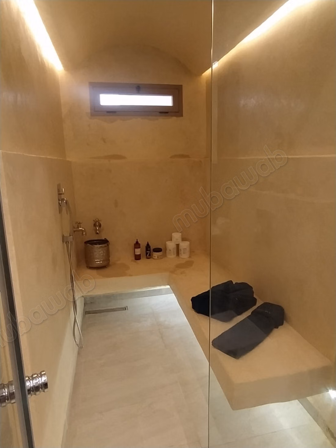 Villa meublée avec piscine à vendre à Ghazoua