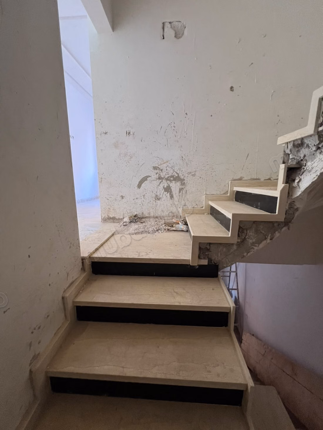 Appartement 95 m² à Mhamid — 18