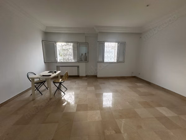 Bel appartement s3 en location à La Marsa stade