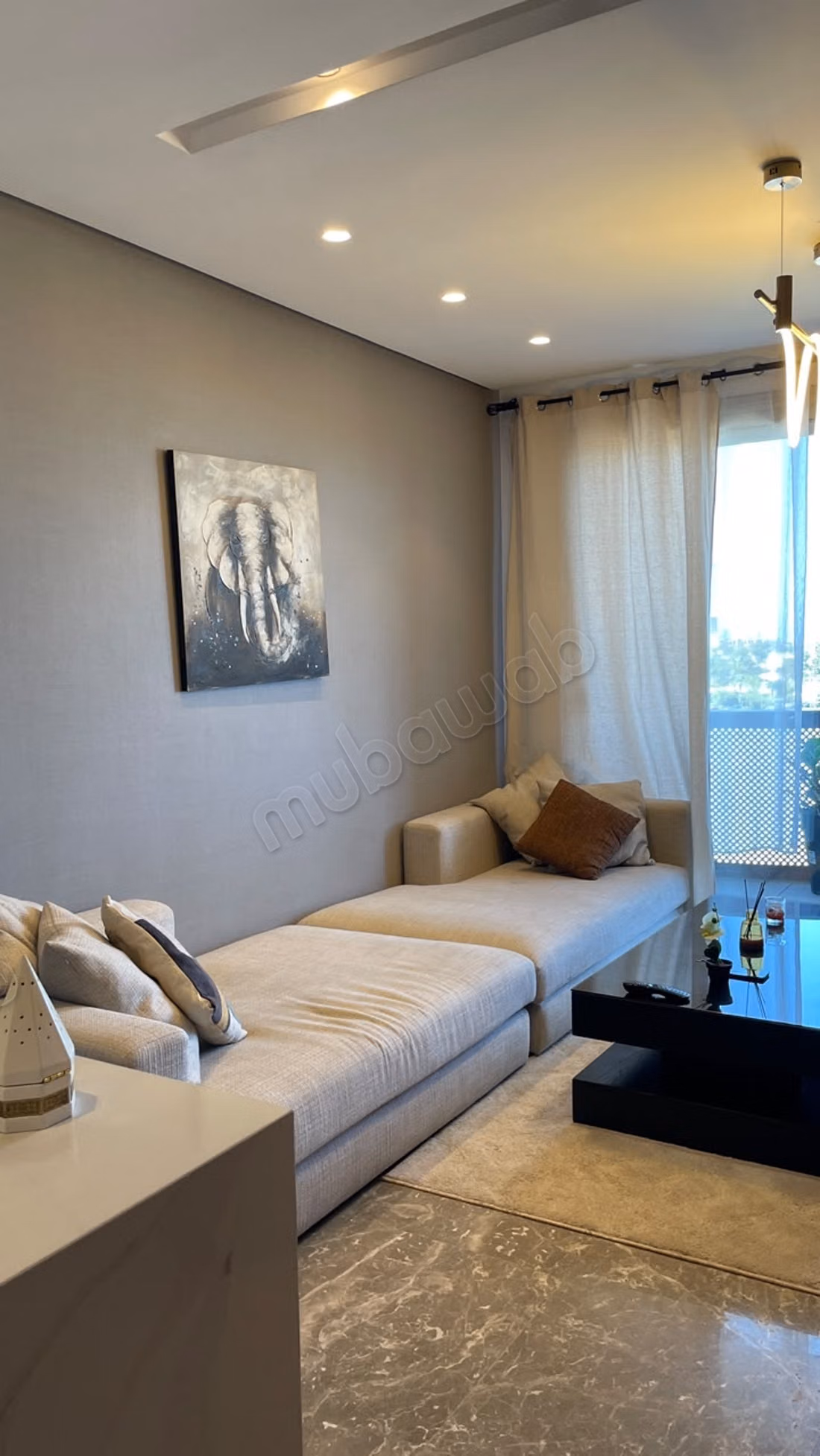 Appartement à louer dans la ville financière de Casablanca. Grande surface de 60 m². Meubles