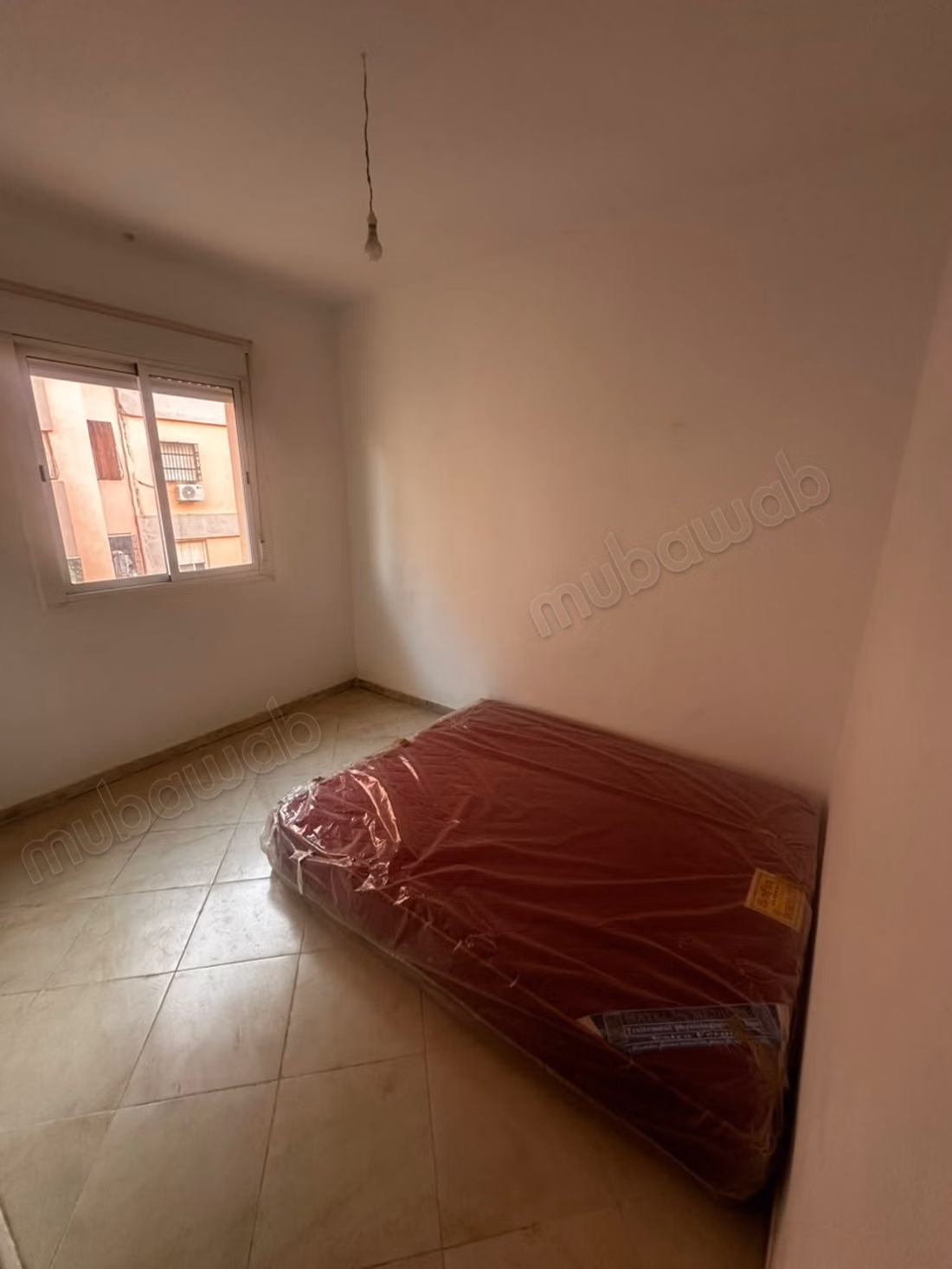 Appart avec balcon près Marjan et café l’adresse