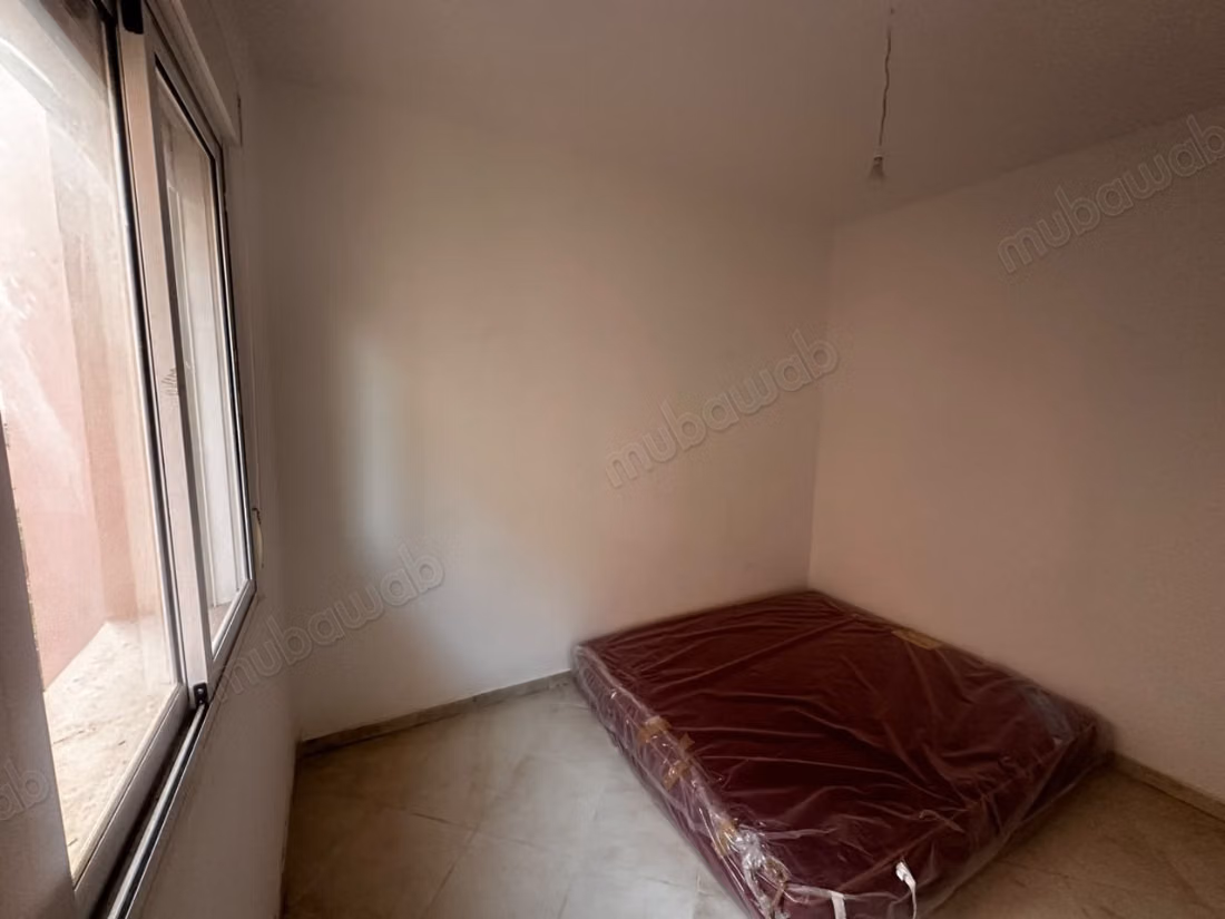 Appart avec balcon près Marjan et café l’adresse