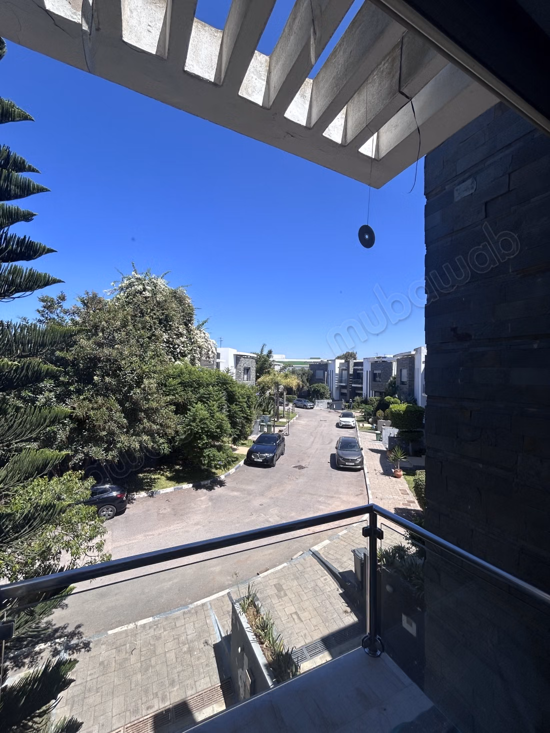 Spacieuse et belle villa à vendre à bouskoura