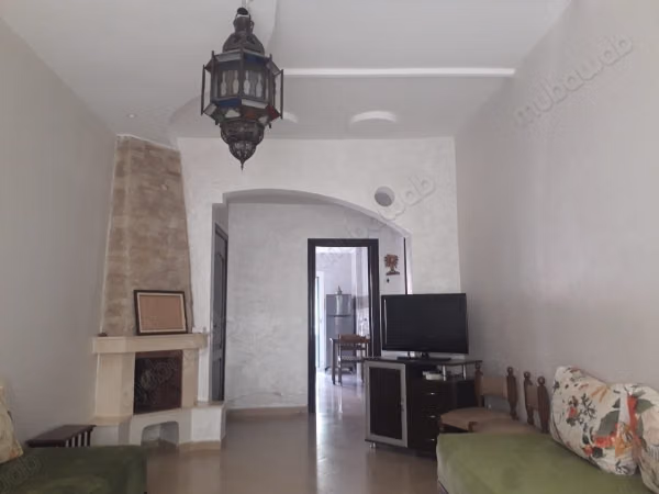 Bell'appartamento in affitto a Sidi Bouzid. 2 camere da letto piacevoli. Ben arredato