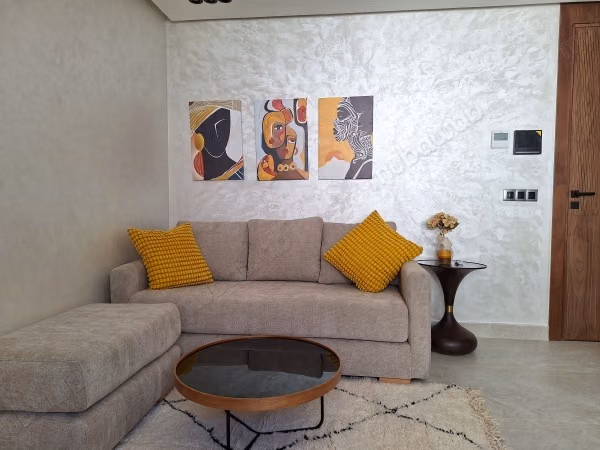 Studio tout équipé avec garage