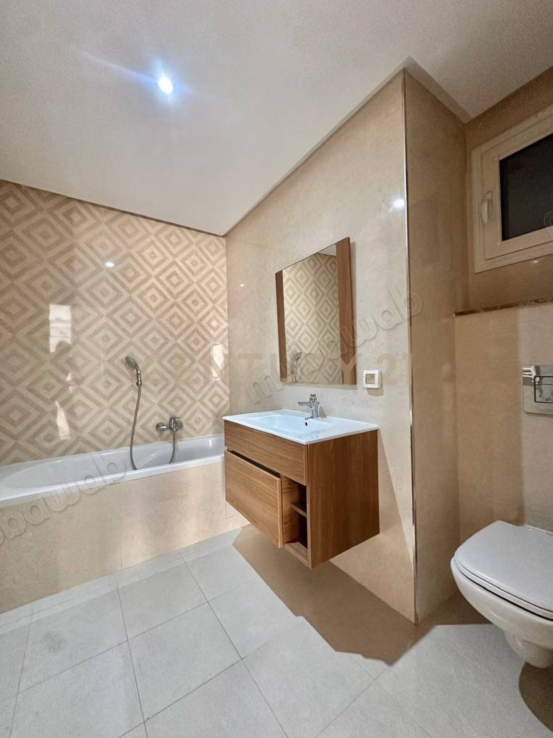 Alouer: appartement s2 aux jardins de carthage