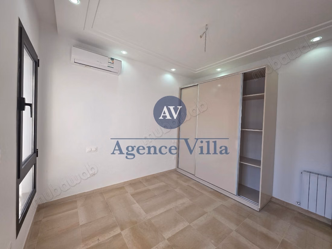 Appartement s2 meublé/vide à la Marsa, vue mer