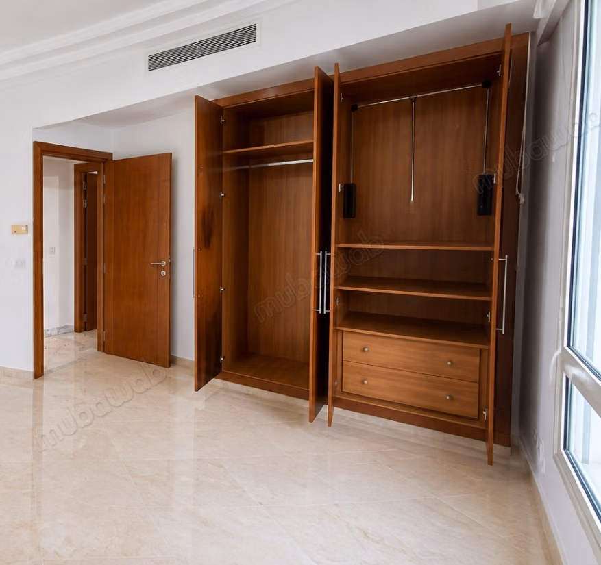 Spacious S3 with master suite at Lake 2
