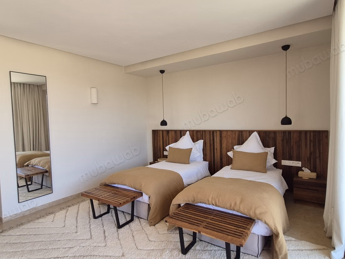 Luxe villa te koop in Amelkis. 1700m2. 6 mooie suites