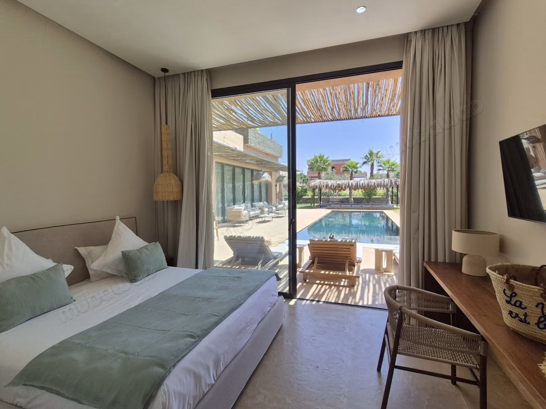 Luxe villa te koop in Amelkis. 1700m2. 6 mooie suites