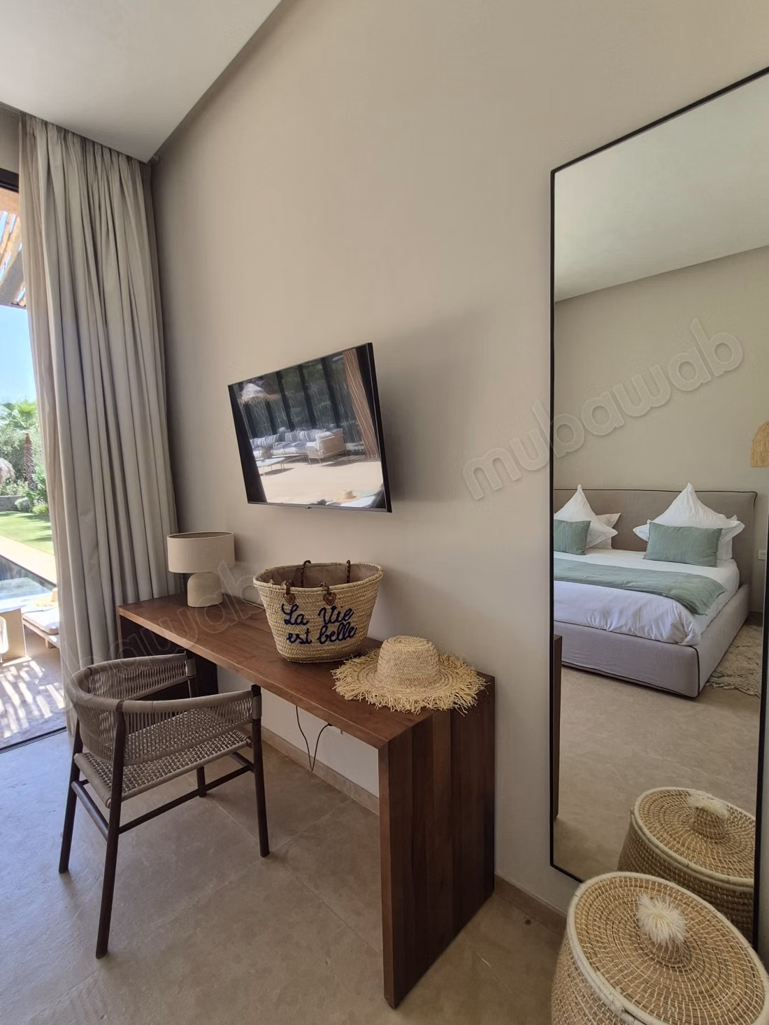 Luxe villa te koop in Amelkis. 1700m2. 6 mooie suites