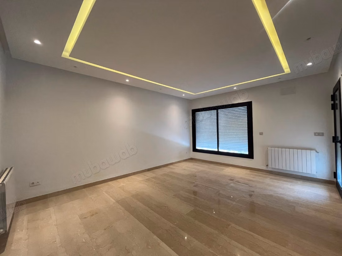 In affitto un piano di villa mai abitato