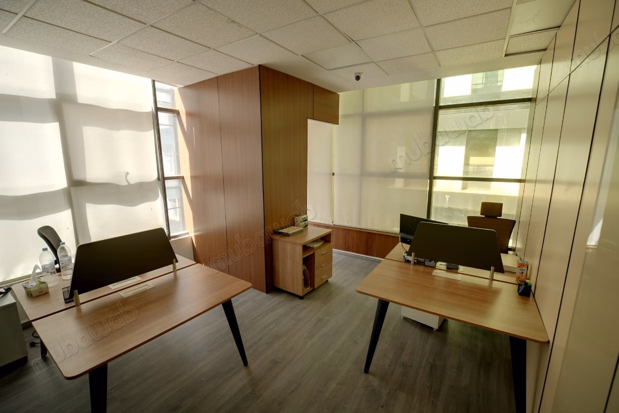 Bureaux à louer à Sidi Maarouf. Surface de 260 m². Cuisine entièrement équipée