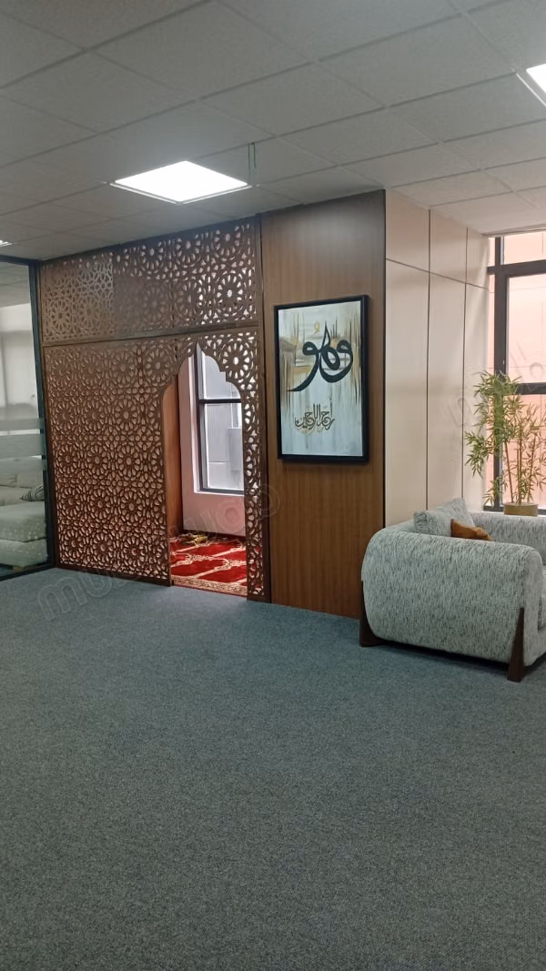 Bureaux à louer à Sidi Maarouf. Surface de 260 m². Cuisine entièrement équipée