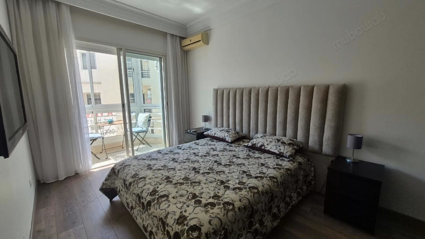 A vendre Appartement meublé 84 m2 Bourgog ouest — 4