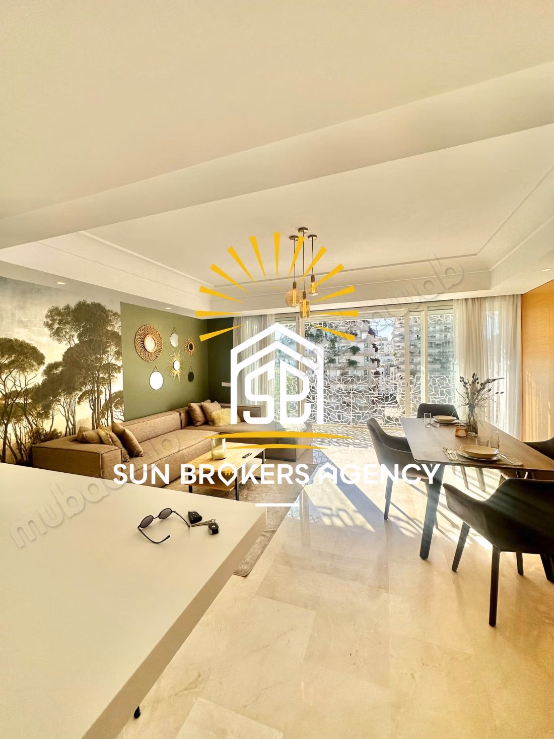 Bonito estudio moderno