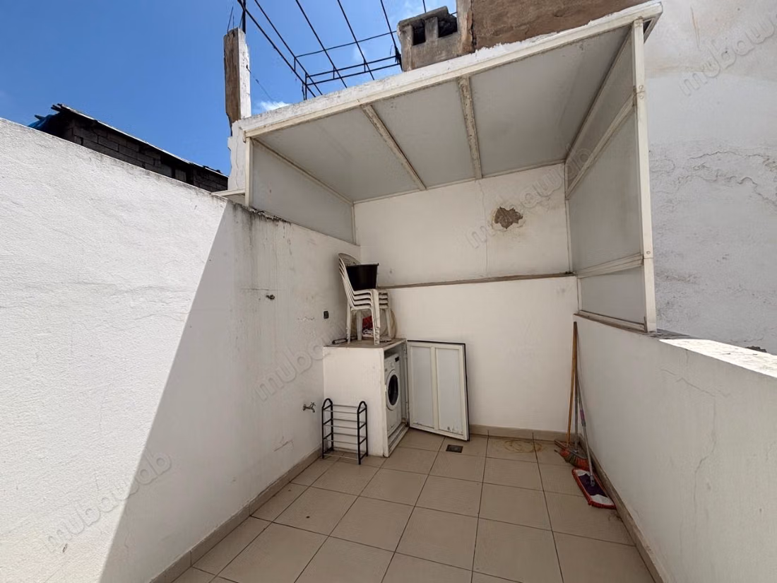 Te huur gemeubileerde studio in Maârif