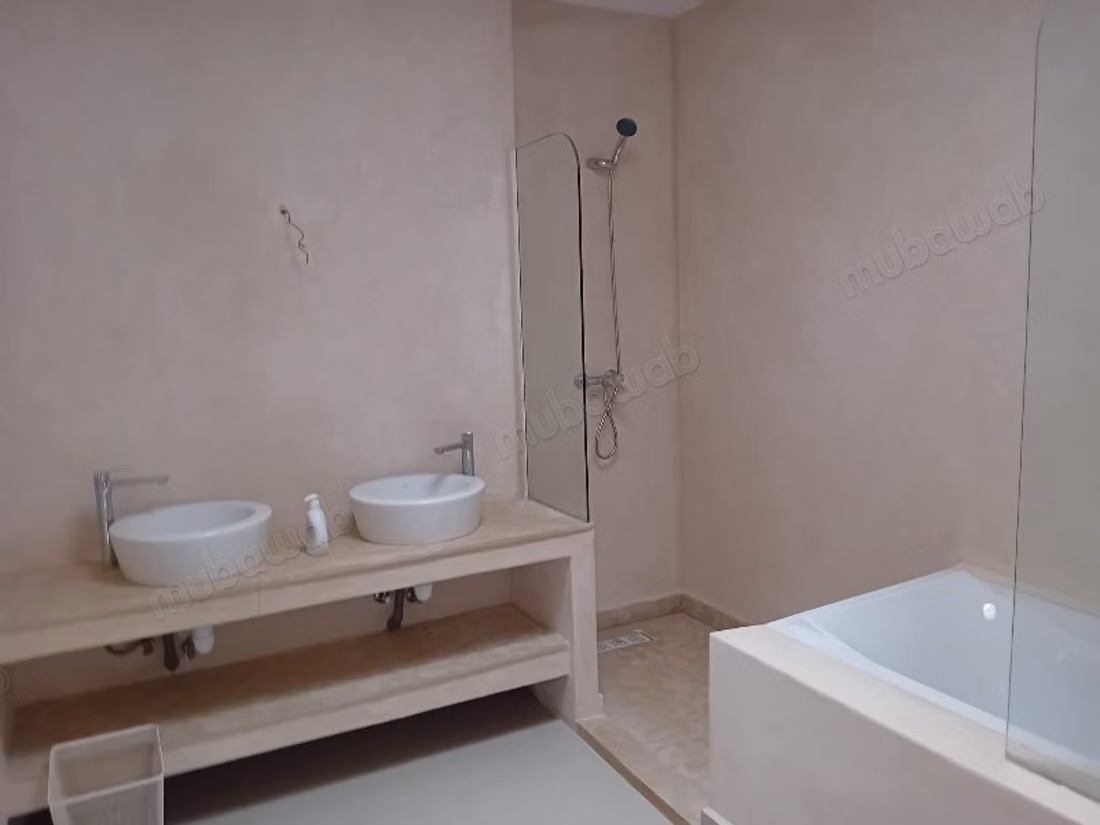 Villa à louer à AIN DIAB EXTENSION
