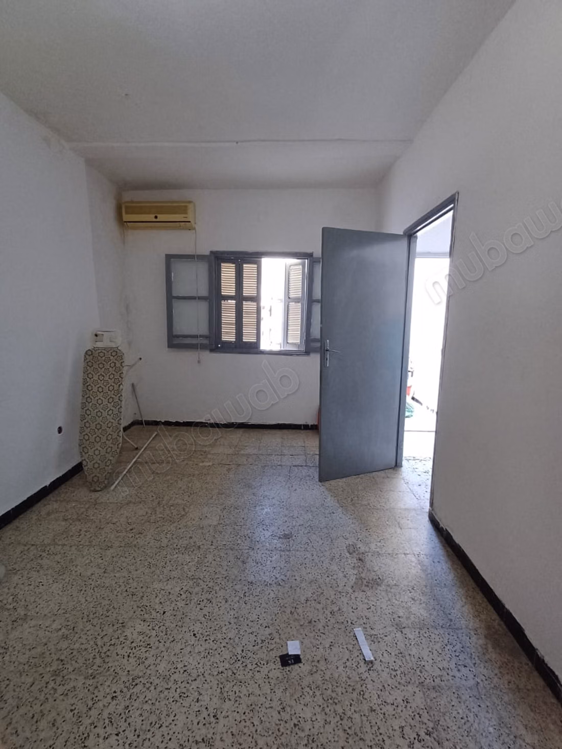 IN VENDITA – Casa R1 a Ibn Sina, Buona posizione