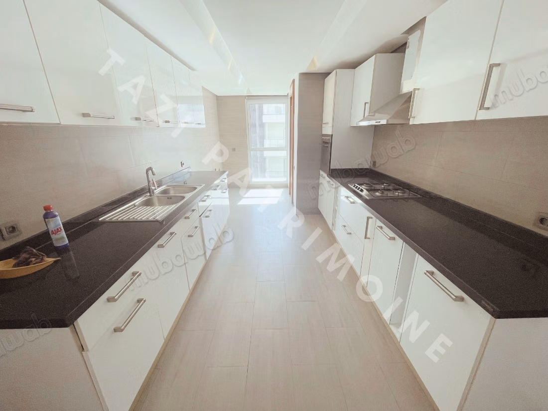 Appartement 225 m² f Ain Diab — 9