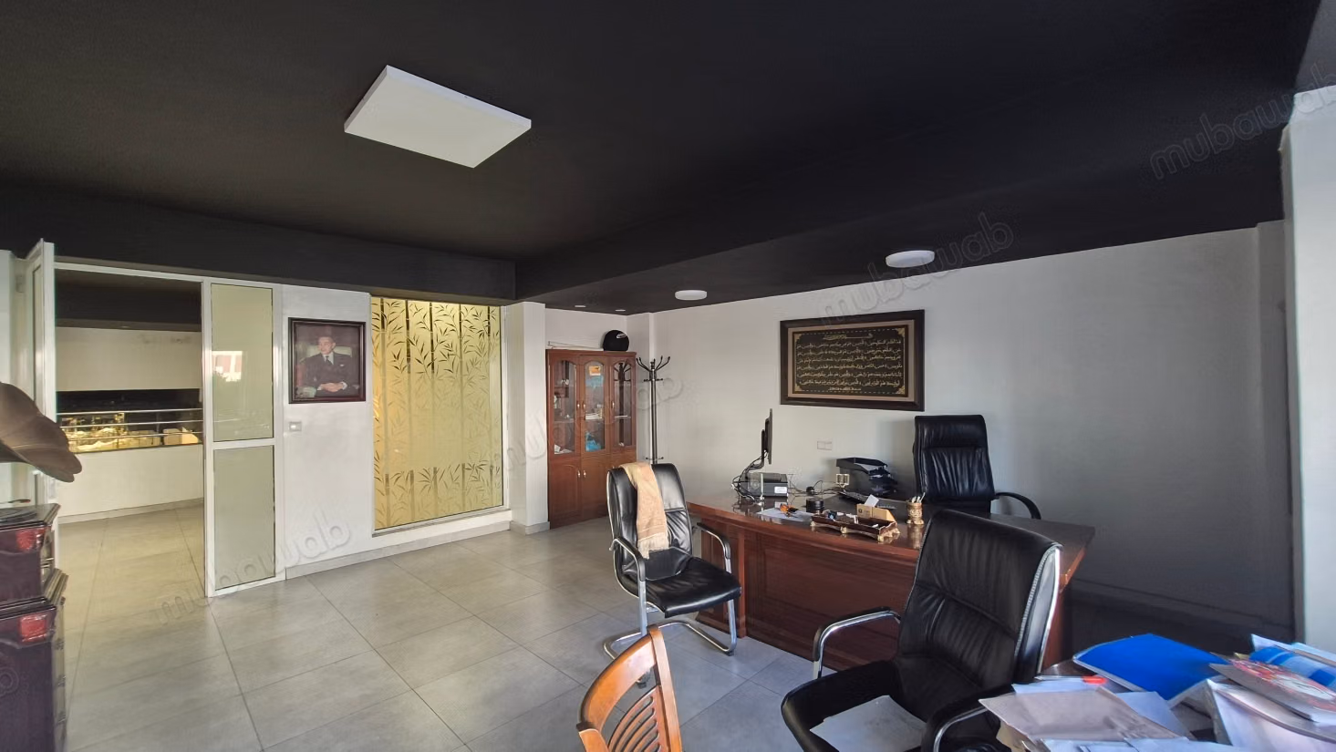 Vend local commercial à Hay Alfarah.
Surface de 620 m²