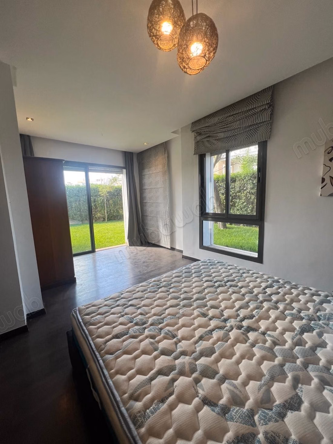 Très bel appartement en location à Ville Verte. 2 chambres meublé. Bien meublé