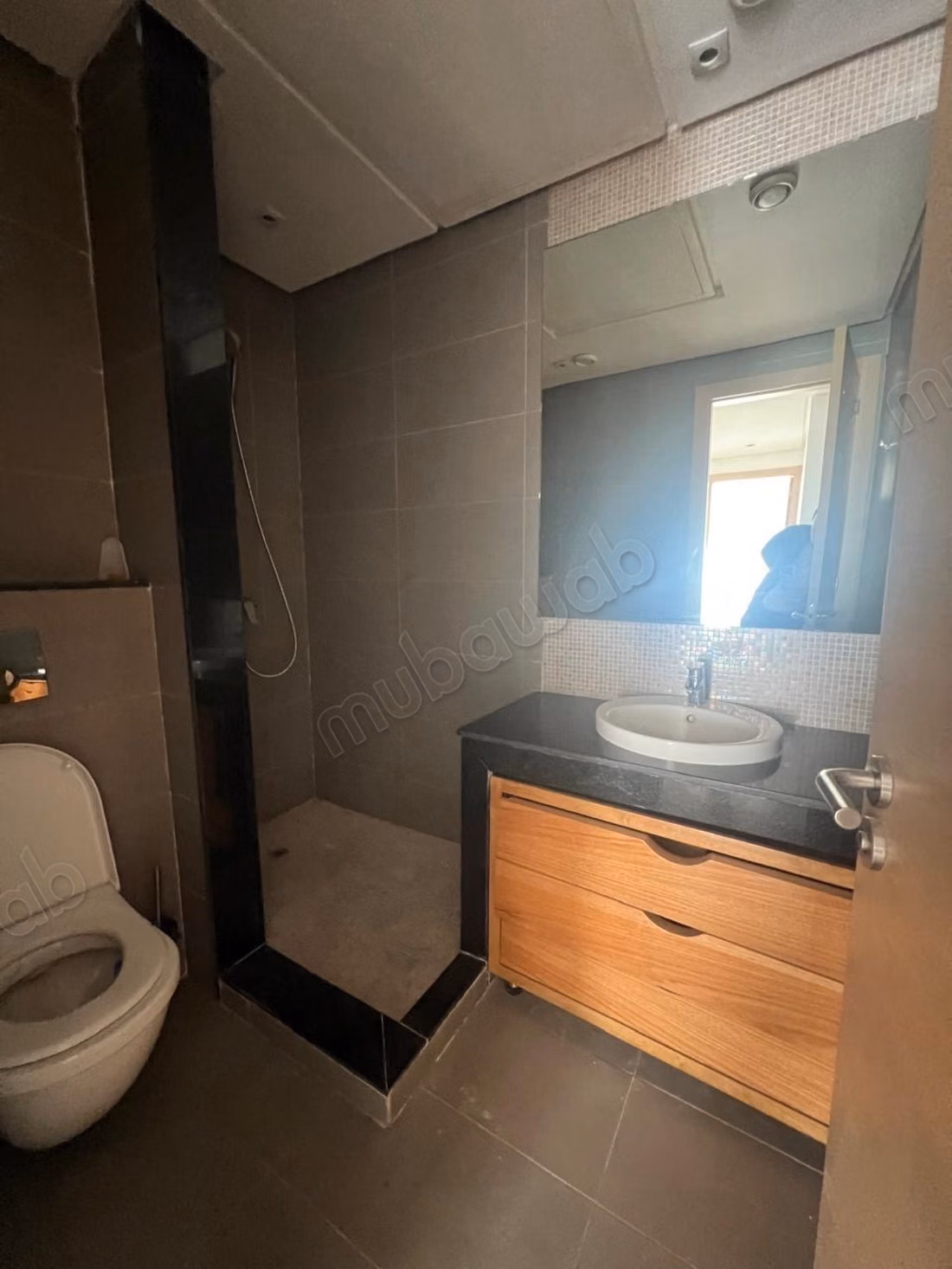 Très bel appartement en location à Ville Verte. 2 chambres meublé. Bien meublé