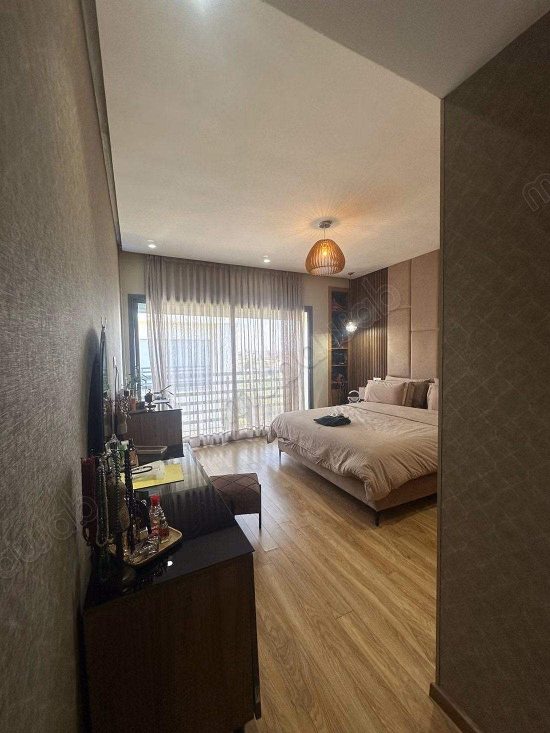 Somptuosa casa en venta en Dar Bouazza. 3 habitaciones. Gran piscina
