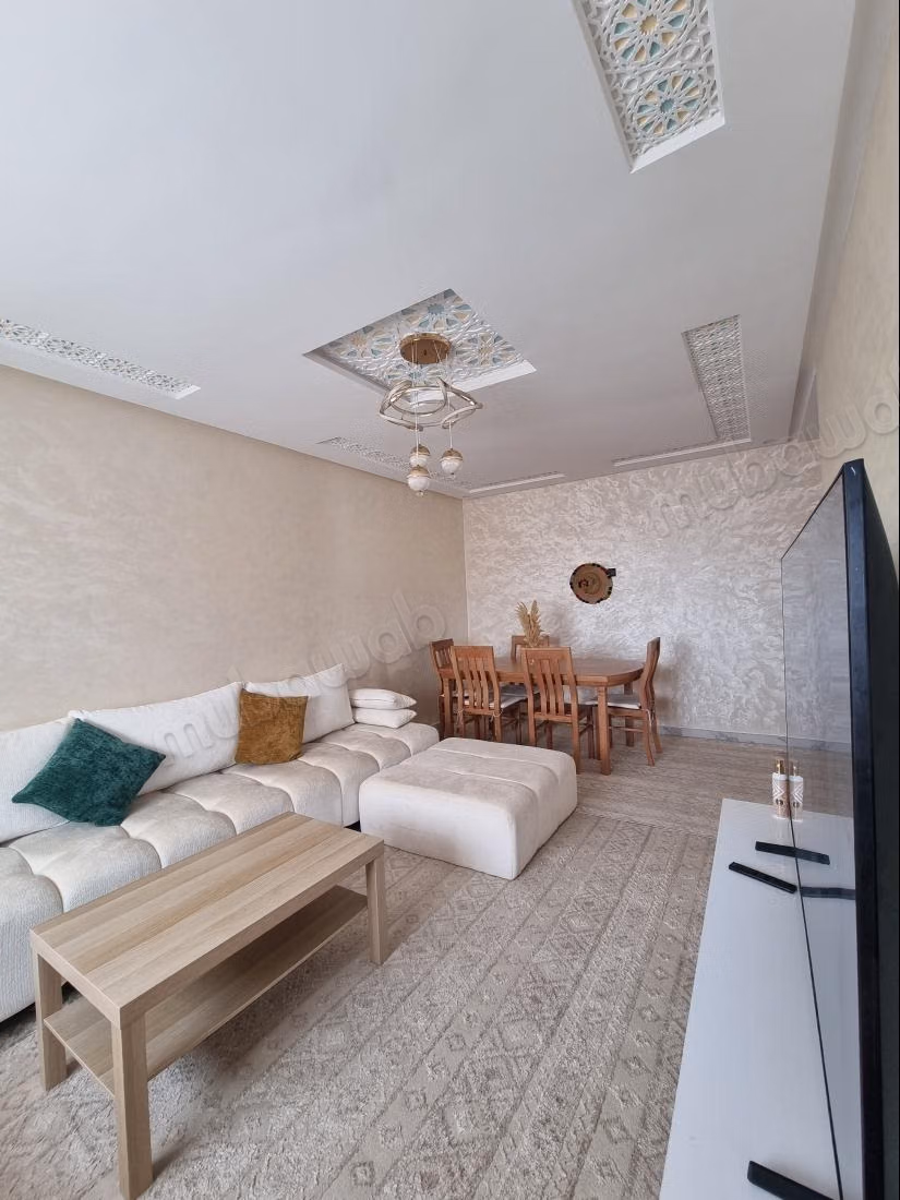 Superb apartamento en venta en Aïn Harrouda. Superficie 84 m². Ascensor y terraza