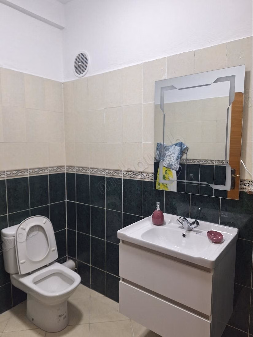 Très bel appartement en location à Branes 2.
Superficie 91 m².
Bien meublé