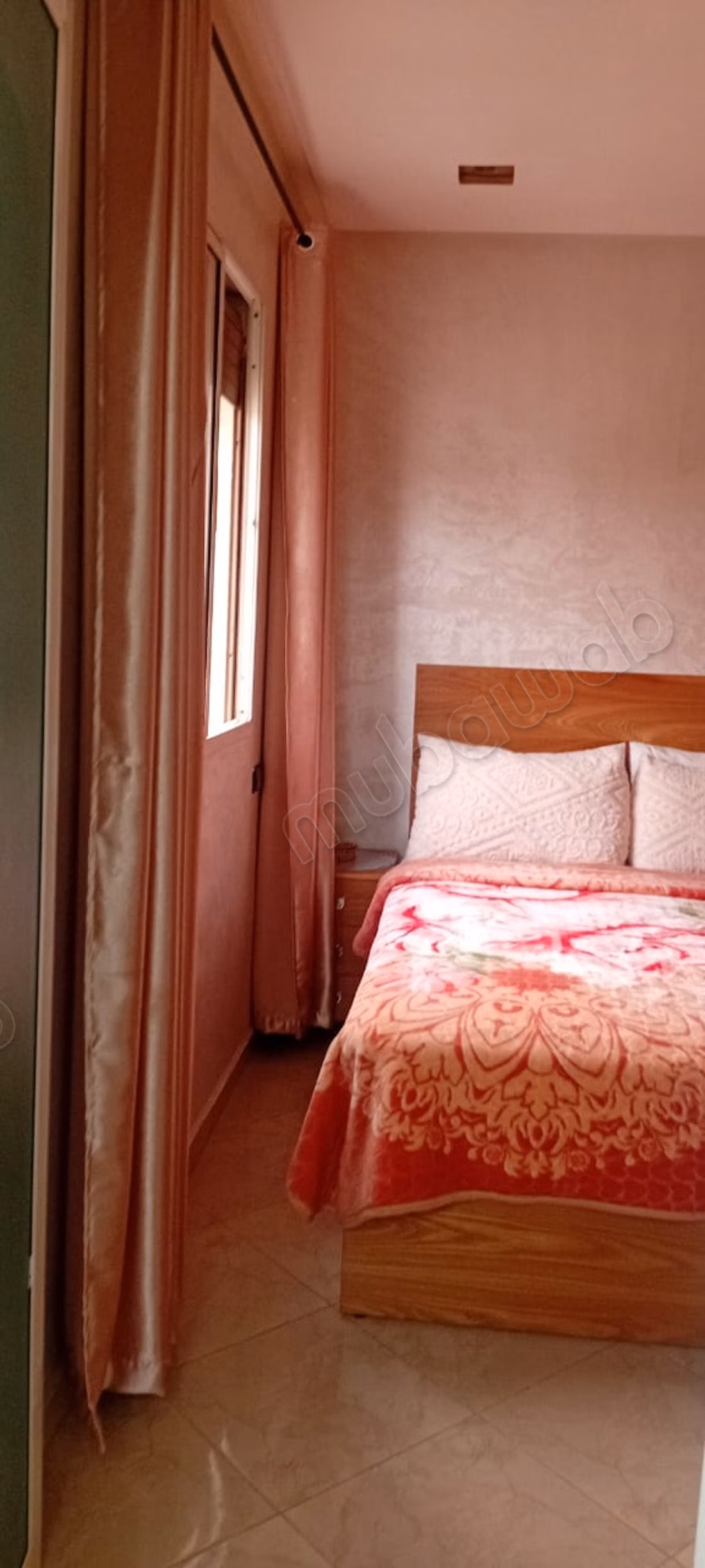In vendita: Appartamento a Beni Yeklef. 2 camere da letto. Porta sicura
