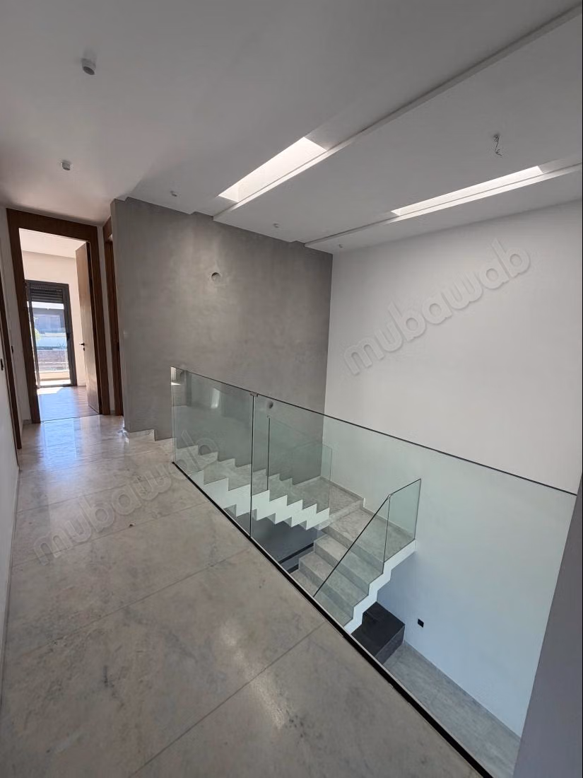 Magnifica villa nuova in affitto vuota a Darbouazza
