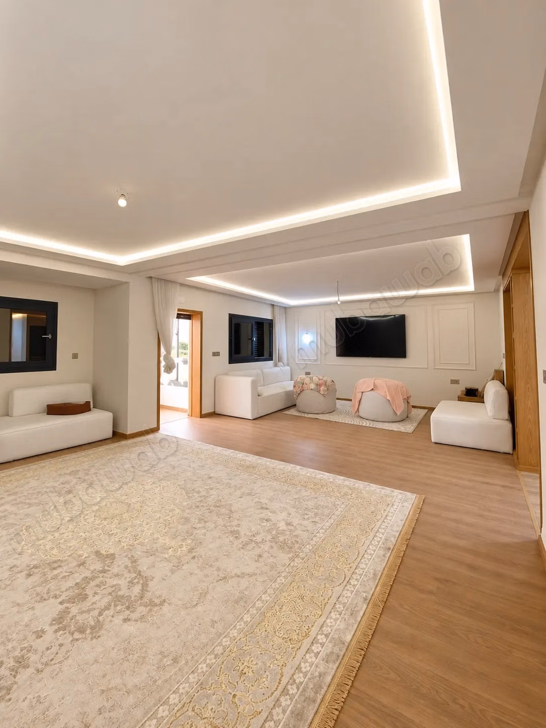 Appartement à vendre 171 m² à Agadir 
Av des Far — 5