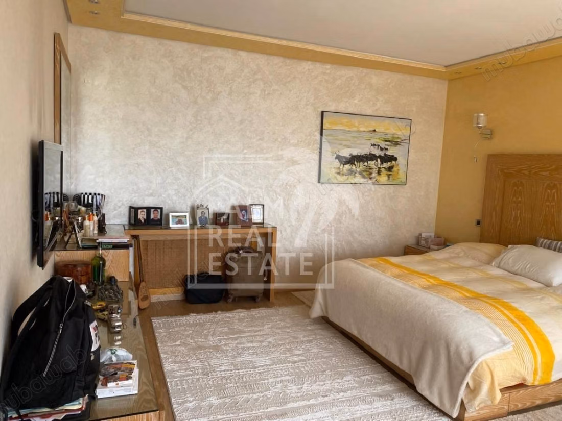 Magnifique Villa meublée à louer – Bouskoura