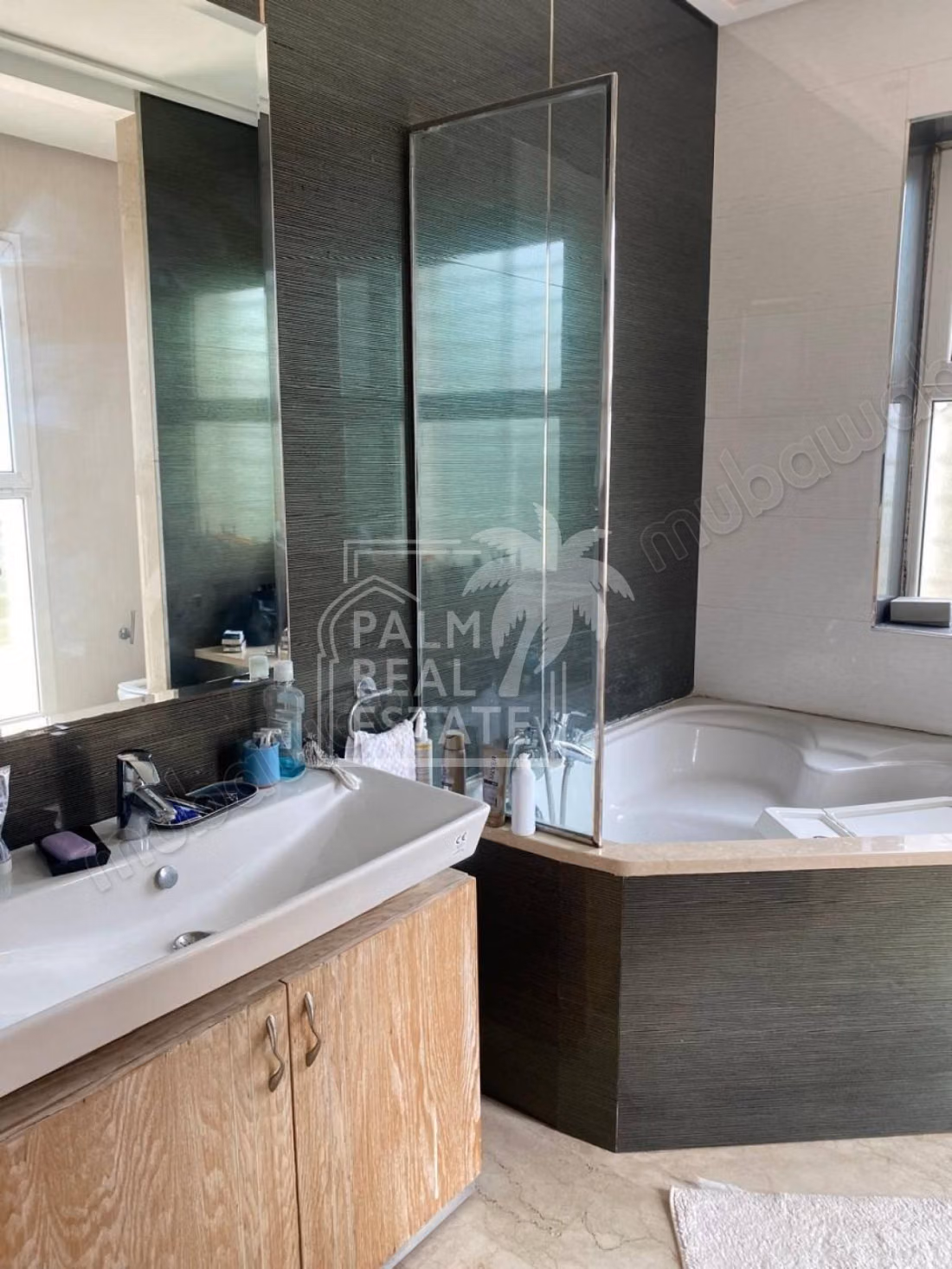 Magnifique Villa meublée à louer – Bouskoura