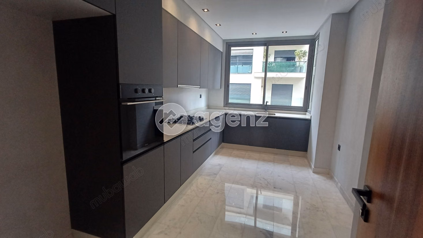LES RÉSIDENCES GARDENIA Appartement à vendre 184 m², 3 chambres 
Les princesses Casablanca — 4