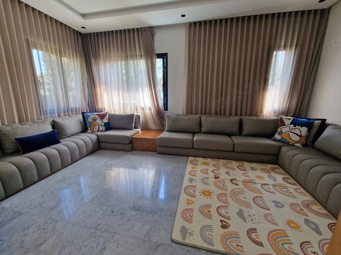 Suntuosa casa en venta en Ville Verte. 4 hermosas habitaciones. Hermosa terraza y jardín