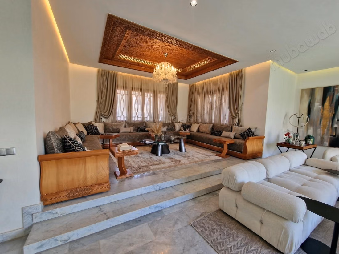 Suntuosa casa en venta en Ville Verte. 4 hermosas habitaciones. Hermosa terraza y jardín
