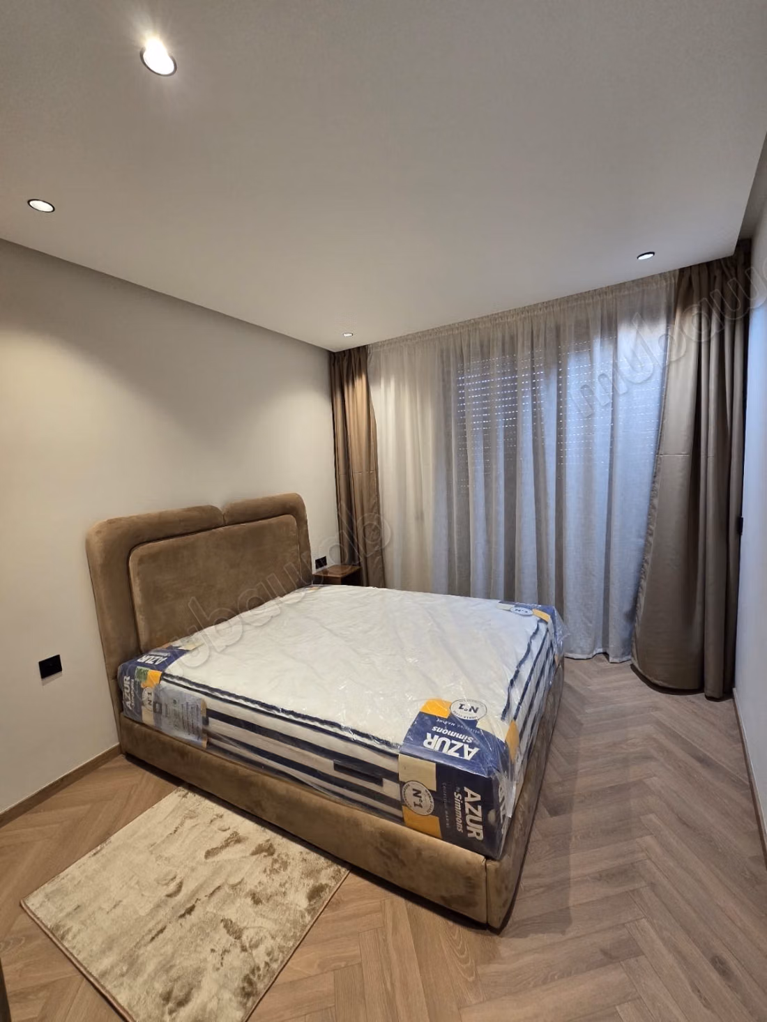Appartement à louer à Palmier. 
2 chambres agréables. 
Meublé