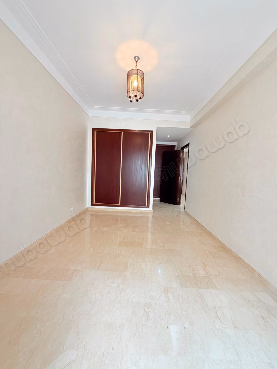 Appartement à louer à Les princesses. Superficie 137 m². Système de parabole et résidence sécurisée