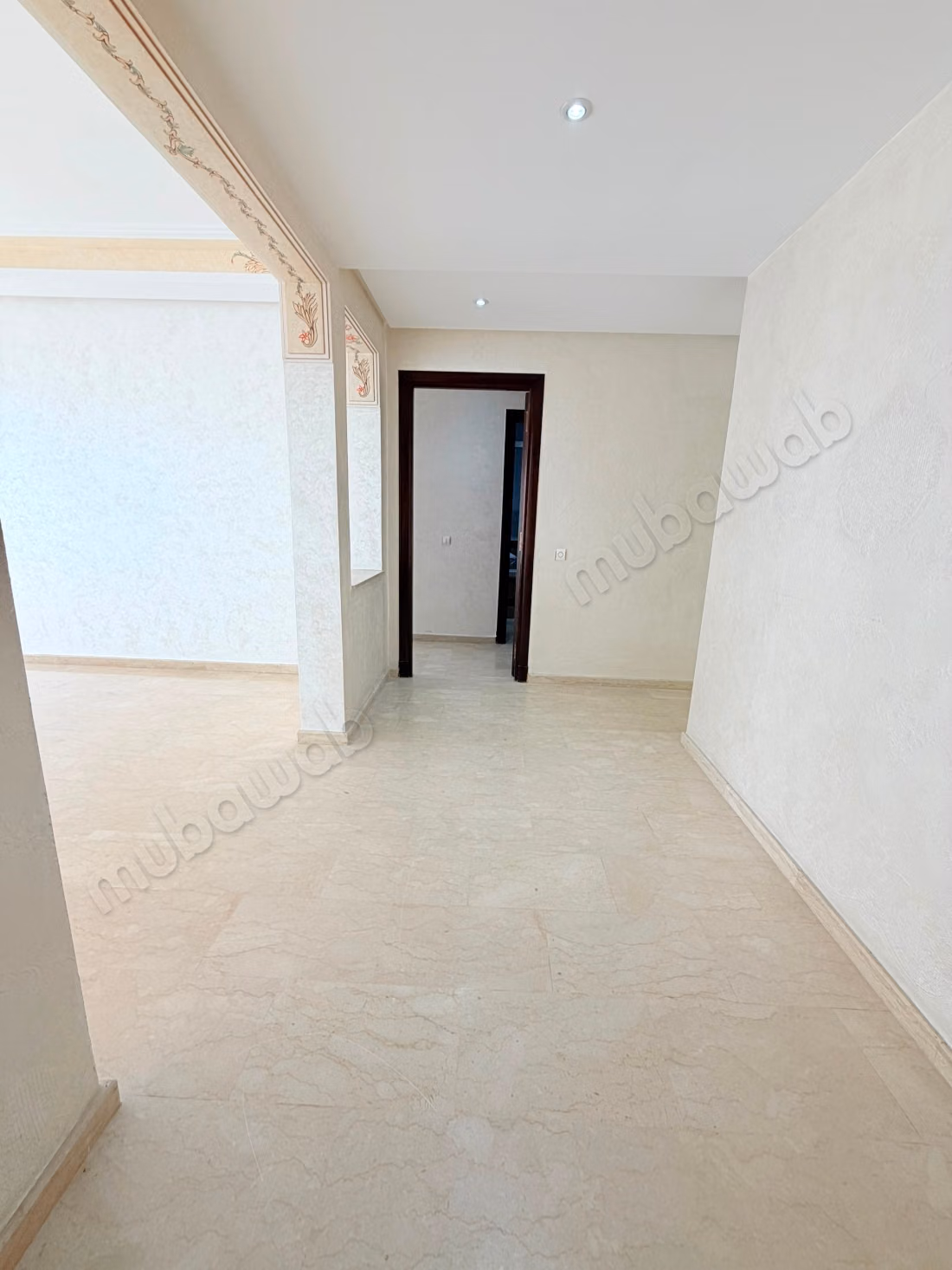 Appartement à louer à Les princesses. Superficie 137 m². Système de parabole et résidence sécurisée
