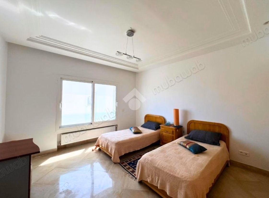 Appartement S2 vide avec vue mer