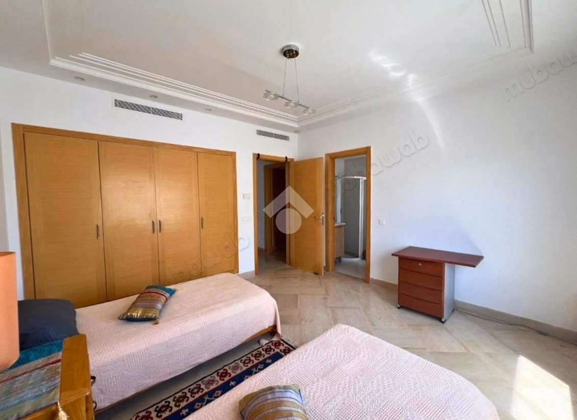 Appartement S2 vide avec vue mer