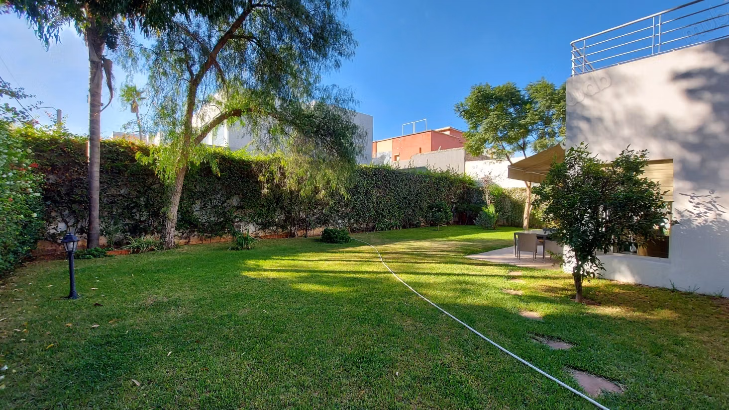 Villa 705 m² pleno sur Polo/Hermitage