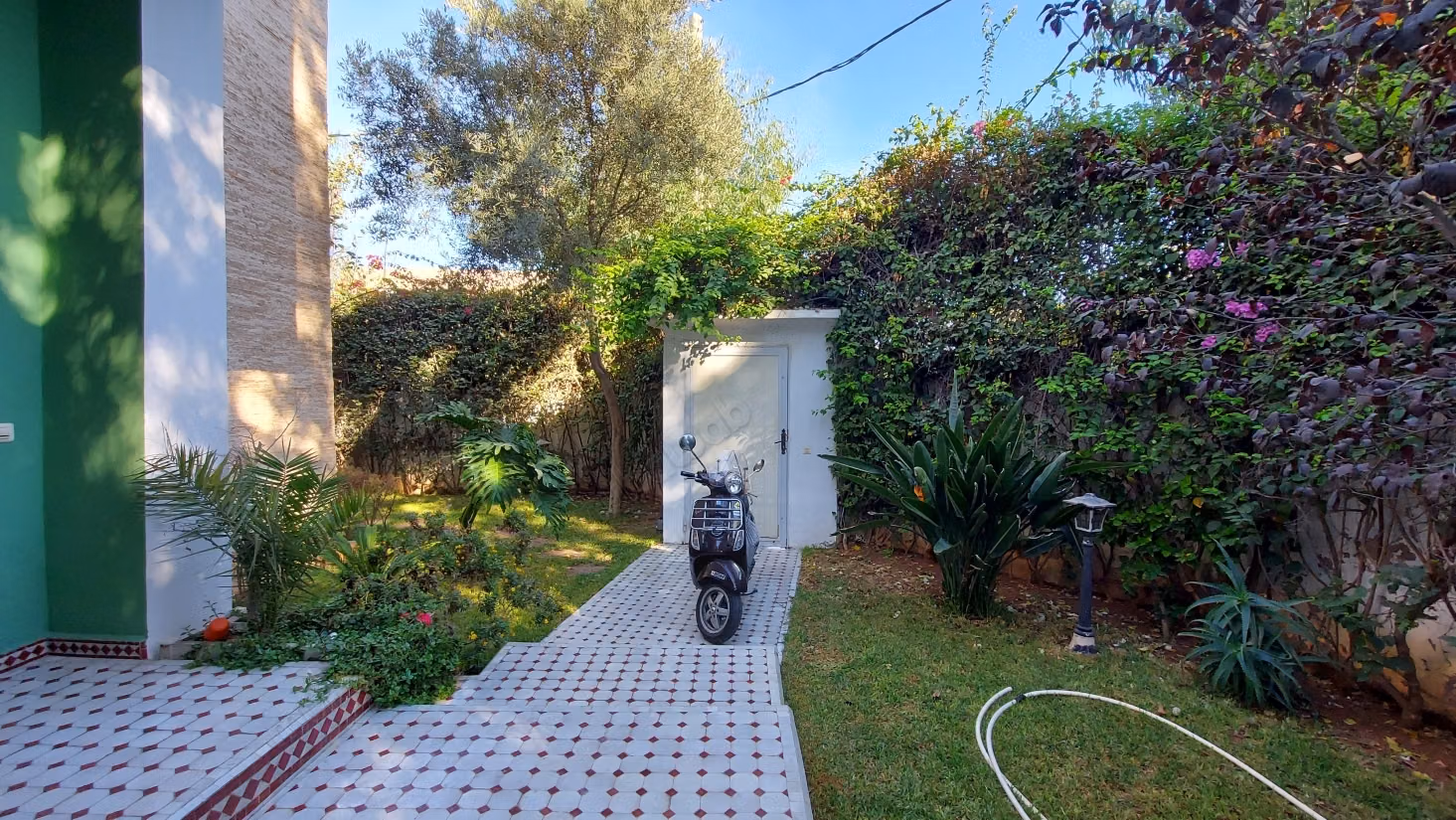 Villa 705 m² pleno sur Polo/Hermitage